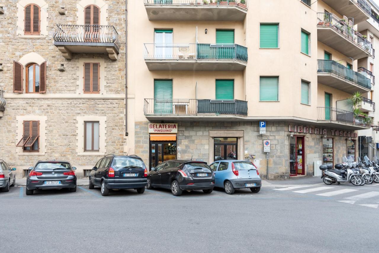 Modern Flat Alberti Arno River Lift&terraces Appartamento Firenze